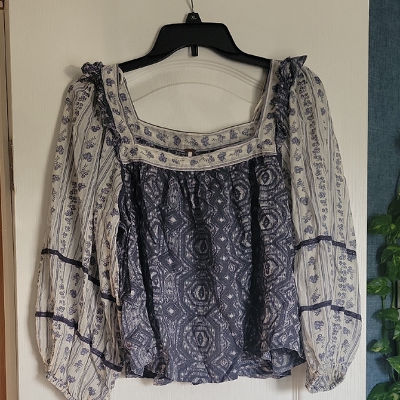 Free People Tops - FREE PEOPLE Blue and Cream Printed Peasant Blouse